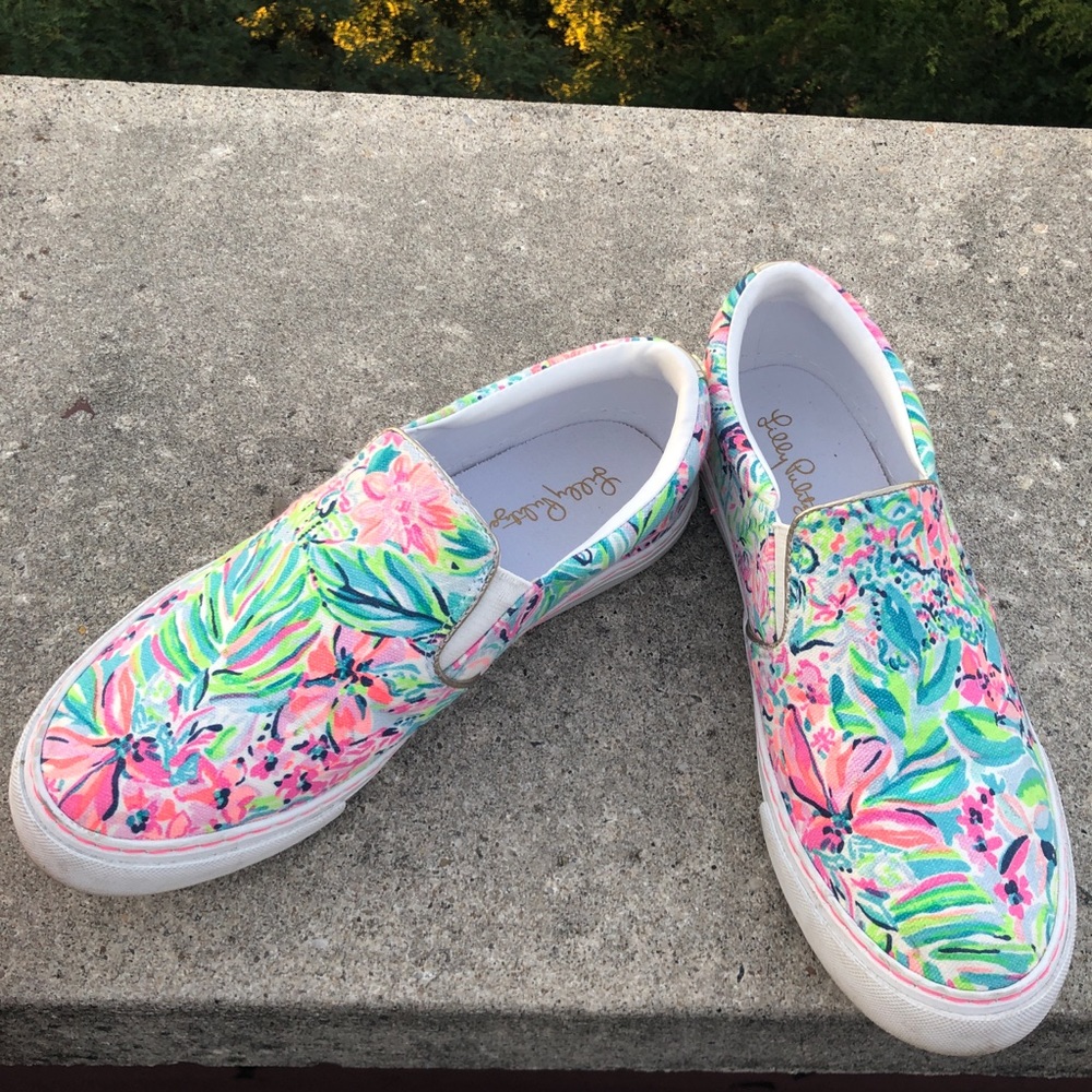 Lilly Pulitzer slip on sneakers, 6.5